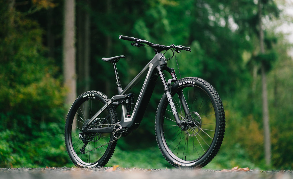 2025 Transition Carbon Relay Bike