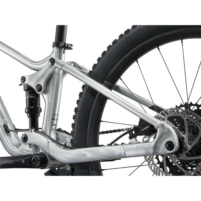 Giant Faith 24” Kids' Mountain Bike