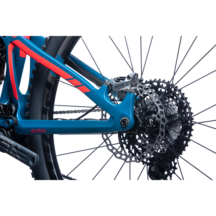 2023 Pivot Shuttle SL Team XTR with Reynolds Carbon Wheels